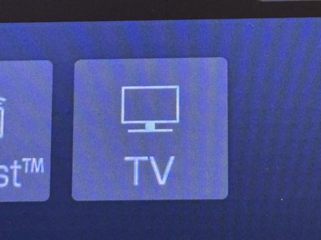 アルファード ２．５Ｘ　衝突回避システム　Ｒカメラ　１オーナ　イモビライザー　メモリナビ　ＥＴＣ車載器　ＤＶＤ可　オートエアコン　ＬＥＤヘッドライト　３列シート　クルコン　ナビ＆ＴＶ　フルフラットシート　スマートキー　ＥＳＣ（7枚目）