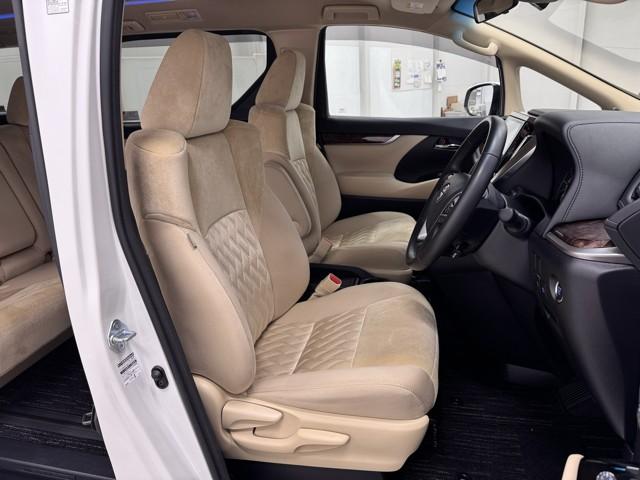 アルファード ２．５Ｘ　衝突回避システム　Ｒカメラ　１オーナ　イモビライザー　メモリナビ　ＥＴＣ車載器　ＤＶＤ可　オートエアコン　ＬＥＤヘッドライト　３列シート　クルコン　ナビ＆ＴＶ　フルフラットシート　スマートキー　ＥＳＣ（16枚目）