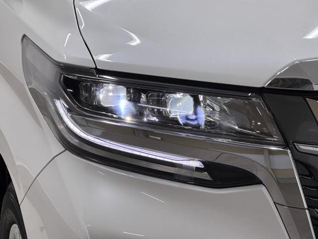 アルファード ２．５Ｘ　衝突回避システム　Ｒカメラ　１オーナ　イモビライザー　メモリナビ　ＥＴＣ車載器　ＤＶＤ可　オートエアコン　ＬＥＤヘッドライト　３列シート　クルコン　ナビ＆ＴＶ　フルフラットシート　スマートキー　ＥＳＣ（18枚目）