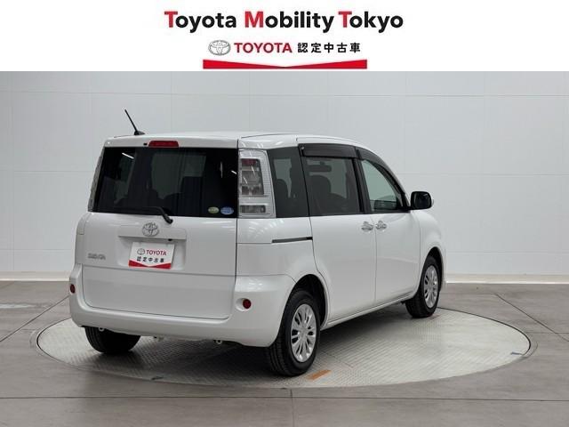 シエンタ ＤＩＣＥ　ＥＴＣ付　エアバック　デュアルエアバッグ　バックガイドモニター　ＡＣ　記録簿　ミュージックプレイヤー接続可　ワンセグテレビ　ナビＴＶ　パワステ　ＰＷ　３列シート　ＡＢＳ　メモリーナビ　キーレスエントリ（2枚目）