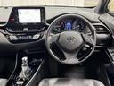 Ｃ－ＨＲ Ｇ　モード　ネロ　セーフティプラスＩＩＩ　プリクラッシュセーフティ　盗難防止装置　ＬＥＤヘッドライト　キーレス　半革　クルコン　定期点検記録簿　メモリーナビ　ＥＴＣ　スマートキー　ミュージックプレイヤー接続可　ワンオーナー　バックカメラ（4枚目）