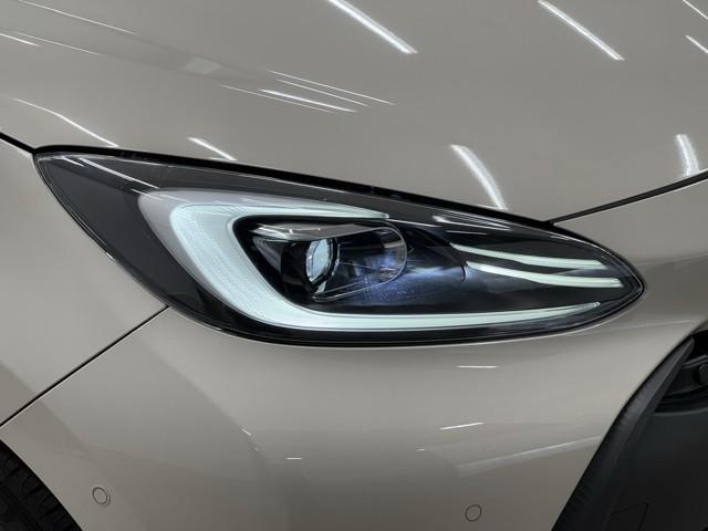 アクア X 踏み間違い防止 100V イモビ ナビ&TV ドライブレコーダー フルセグ 点検記録簿 LEDヘッドライト スマートキー 横滑り防止機能 キーレスエントリー アルミホイール オートクルーズ 元試乗車(17枚目)