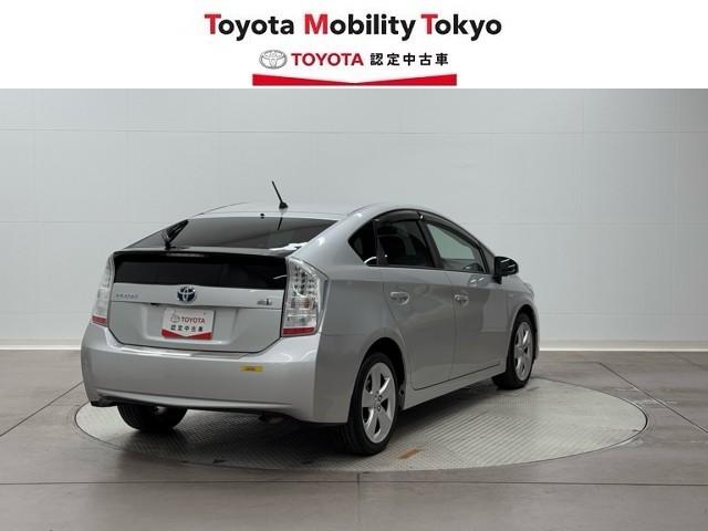 プリウス Ｇツーリングセレクション　Ｒカメラ　ローダウン　地デジフルセグＴＶ　ＡＵＸ　１オーナー　ＬＥＤヘットライト　ＨＤＤナビゲーション　エアコン　セキュリティー　Ｗエアバック　エアバック　ＥＴＣ車載器　キーフリー　パワーウインド（2枚目）