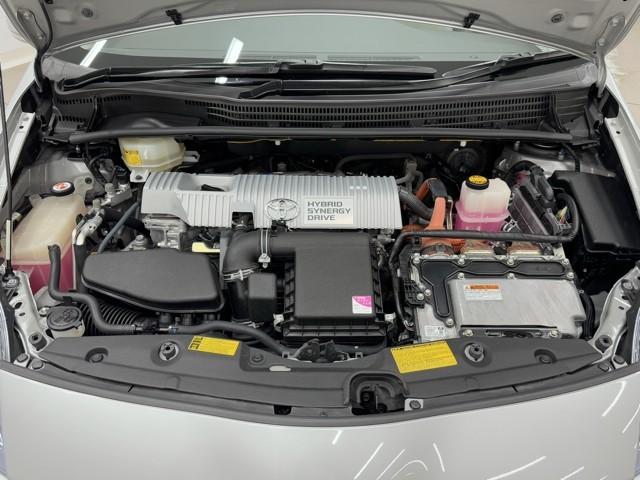 プリウス Ｇツーリングセレクション　Ｒカメラ　ローダウン　地デジフルセグＴＶ　ＡＵＸ　１オーナー　ＬＥＤヘットライト　ＨＤＤナビゲーション　エアコン　セキュリティー　Ｗエアバック　エアバック　ＥＴＣ車載器　キーフリー　パワーウインド（19枚目）