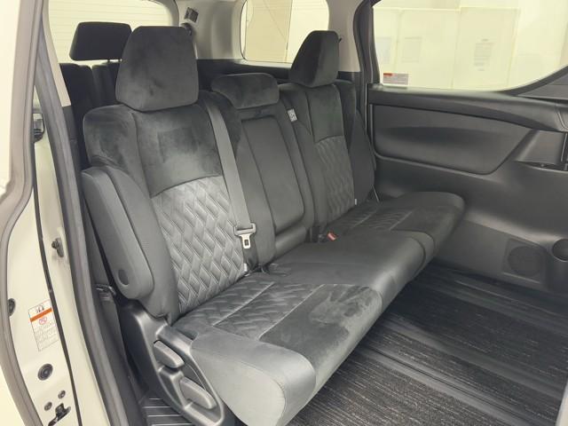 アルファード ２．５Ｓ　両側電動パワースライドドア　Ｗエアコン　フルオートエアコン　盗難防止システム　横滑り防止　ＡＷ　クルーズＣ　パワーステアリング　点検記録簿　ＬＥＤランプ　メディアプレイヤー接続　１００Ｖ電源　ＷエアＢ（15枚目）