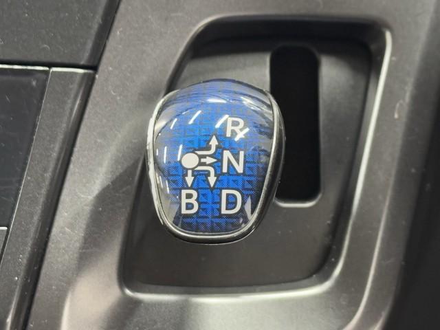 プリウスアルファ S チューン ブラック PW 1オーナー車 フルフラット メモリナビ セキュリティー AUX ETC付き 横滑り防止 スマートキープッシュスタート TVナビ キーレスエントリー サイドカーテンエアバック デュアルエアバッグ(14枚目)