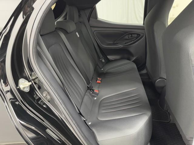 ヤリス Ｘ　被害軽減ブレーキ　Ｂカメラ　ドラレコ付　キーレスエントリー　ワンオーナー　スマートキー＆プッシュスタート　点検記録簿　ミュージックプレイヤー接続可　クルーズコントロール　ＥＴＣ車載器　ＥＳＣ　ＡＢＳ（15枚目）