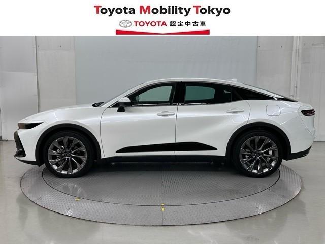 クラウンクロスオーバー Gレザーパッケージ クルーズコントロール パワーシート バックモニター 記録簿 LEDヘッドランプ レザーシート ドラレコ ETC 100V電源 フルセグTV 4WD スマートキー 盗難防止装置 キーレス ABS(3枚目)