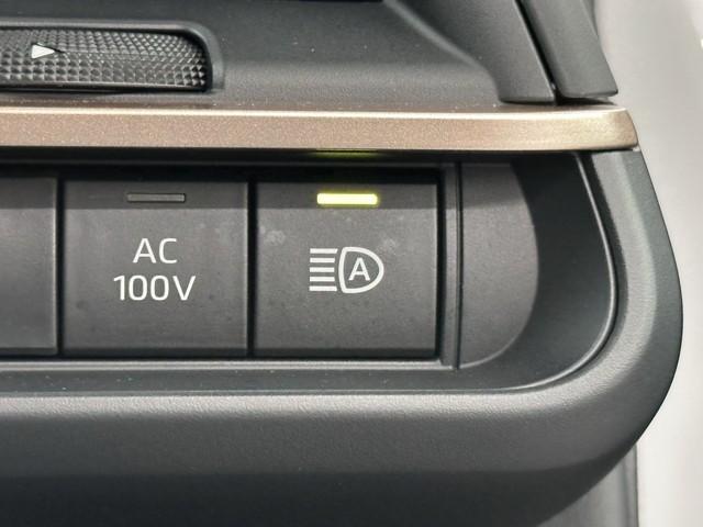 クラウンクロスオーバー Gレザーパッケージ クルーズコントロール パワーシート バックモニター 記録簿 LEDヘッドランプ レザーシート ドラレコ ETC 100V電源 フルセグTV 4WD スマートキー 盗難防止装置 キーレス ABS(13枚目)