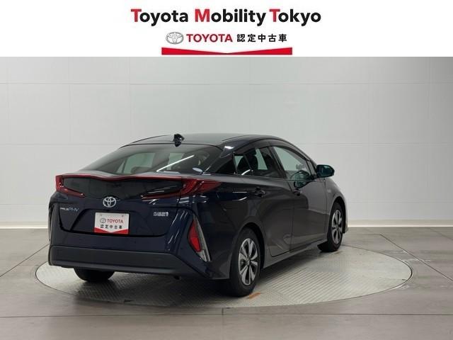 プリウスＰＨＶ Ａプレミアム　ＤＶＤ再生　ＬＥＤライト　点検記録簿　横滑り防止機能　黒革シート　イモビライザー　ＥＴＣ　Ｂカメラ　パワステ　オートエアコン　ドラレコ　ＡＣ１００Ｖ電源　１オーナー　パワーウィンドウ　アルミ　ＡＢＳ（2枚目）