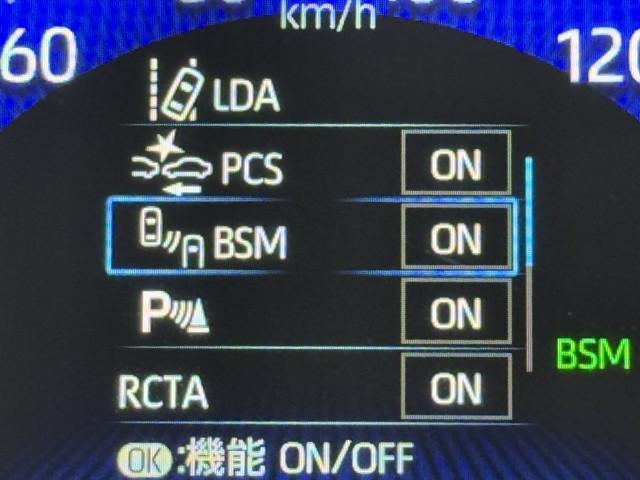 先進の安全装備ついてます。詳しい装備内容、仕様等につきましてはスタッフにお問合せ下さい。