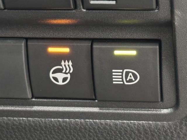 ヤリスクロス ハイブリッドＺ　ブルートゥース　ＵＳＢ　ドライブレコーダ　インテリジェントキー　アルミホイル　ＬＥＤライト　リアカメラ　クルーズコントロール　横滑り防止システム　ナビＴＶ　メモリーナビ　電動シ－ト　パワーバックドア（12枚目）