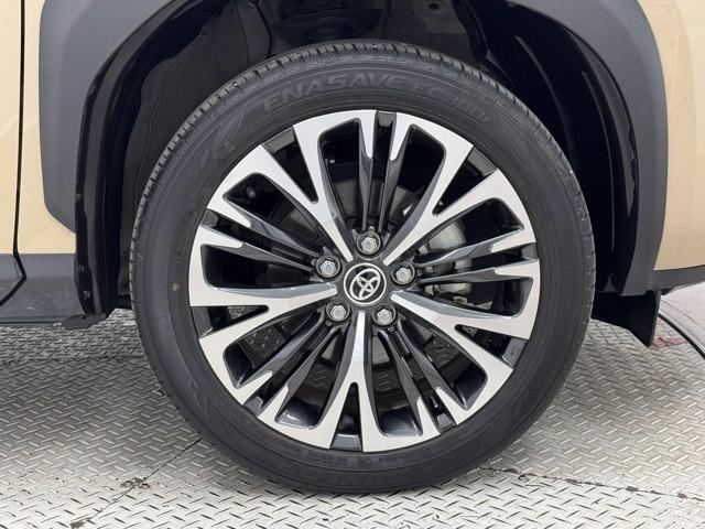 ヤリスクロス ハイブリッドＺ　ブルートゥース　ＵＳＢ　ドライブレコーダ　インテリジェントキー　アルミホイル　ＬＥＤライト　リアカメラ　クルーズコントロール　横滑り防止システム　ナビＴＶ　メモリーナビ　電動シ－ト　パワーバックドア（18枚目）