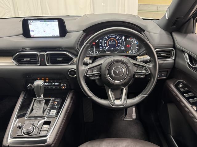 ＣＸ－８ ２５Ｓ　Ｌパッケージ　地上デジタル　オートクルーズコントロール　ＬＥＤヘッドライト　ＤＶＤ再生　ミュージックプレイヤー接続可　ドラレコ　黒革シート　パワーシート　バックモニター　アルミホイール　メモリーナビ　キーフリー（4枚目）
