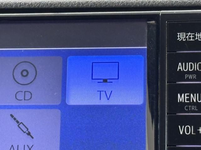 ハイエースバン ＤＸ　ＧＬパッケージ　メモリナビ　ナビ＆ＴＶ　ワンセグＴＶ　バックモニター　横滑り防止装置　キーレスエントリー　エアコン　ＥＴＣ車載器　記録簿　パワステ　フロントパワーウインドウ　エアバック　セキュリティー　ＡＢＳ（7枚目）
