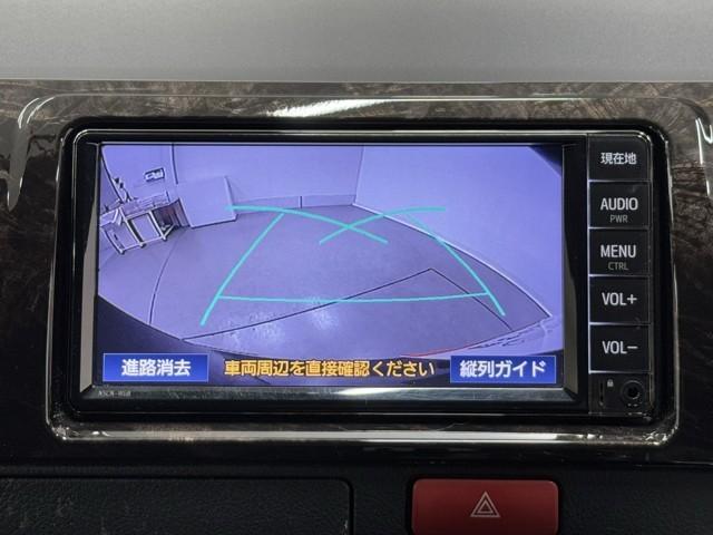 ハイエースバン スーパーＧＬ　ダークプライムＩＩ　両側オートスライドドア　ワンセグ　ＡＣ　助手席エアバック　フルフラットシート　盗難防止システム　ドライブレコーダ　４ＷＤ車　ＥＴＣ付き　ＬＥＤヘッドランプ　エアＢ　ナビ＆ＴＶ　メモリーナビ　横滑り防止（6枚目）