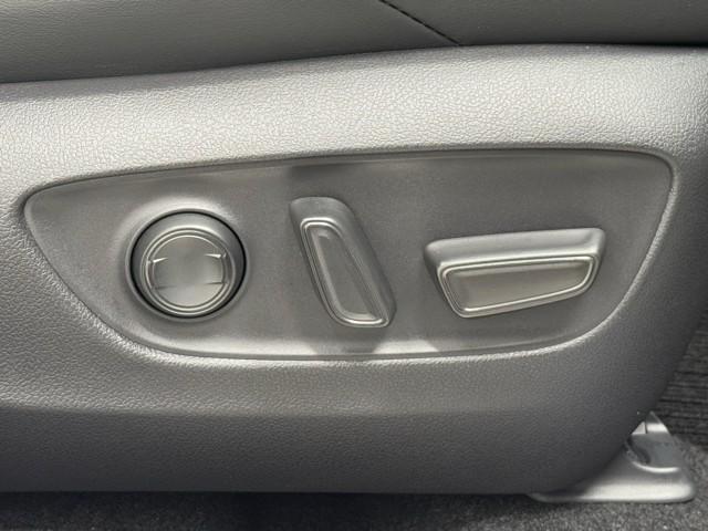 ハリアー Ｚ　エアロ　ＡＣ１００Ｖ　盗難防止　運転席パワーシート　地デジ　横滑防止装置　リアビューカメラ　ヘッドライトＬＥＤ　アルミホイール　点検記録簿　Ｗエアバッグ　キーレス　ドラレコ付き　スマートキ－　エアコン（15枚目）
