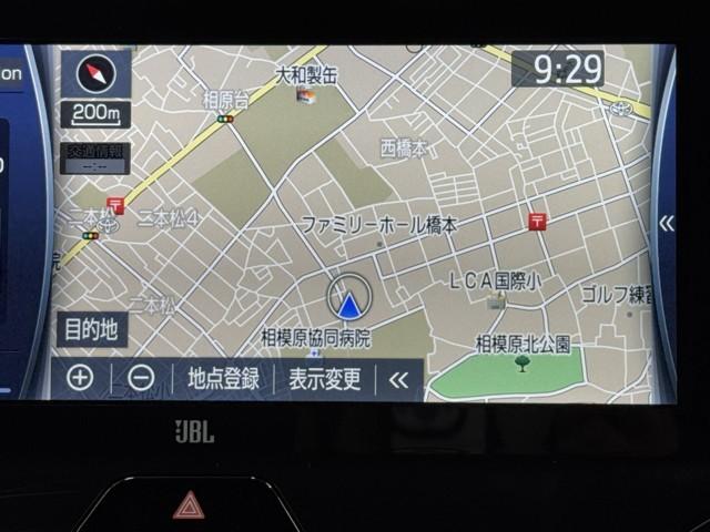 ハリアー Ｚ　盗難防止　運転席パワーシート　地デジ　横滑防止装置　リアビューカメラ　ヘッドライトＬＥＤ　アルミホイール　点検記録簿　Ｗエアバッグ　キーレス　ドラレコ付き　スマートキ－　サイドエアバッグ　エアコン（5枚目）