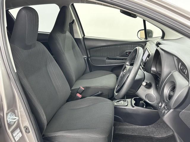 ヴィッツ Ｆ　キーレスリモコン　バックガイドモニター　デュアルエアバック　衝突軽減装置　運転席エアバッグ　ドラレコ付　１オーナー　イモビライザー　ワンセグテレビ　パワーウインドウ　ＥＳＣ　パワステ　エアコン　ＡＢＳ（16枚目）