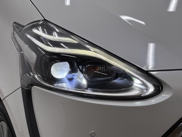 シエンタ ファンベースＧ　クエロ　バックモニター　ワンセグ　ＬＥＤライト　スマートキー　ミュージックプレイヤー接続可　横滑り防止装置　オートエアコン　ＥＴＣ　Ｗエアバック　パワーウィンドウ　盗難防止装置　記録簿　メモリーナビ　キーレス（19枚目）