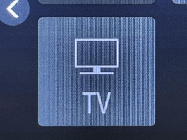 クラウンハイブリッド ＲＳアドバンス　クルーズＣ　ＰＣＳ　ドラレコ付き　バックモニター　Ｗエアバッグ　本革シート　ＤＶＤ　ＴＶナビ　定期点検記録簿　地デジ　インテリキー　運転席エアバッグ　パワーシート　ＡＵＸ　アルミ　メモリナビ　ＥＴＣ（8枚目）