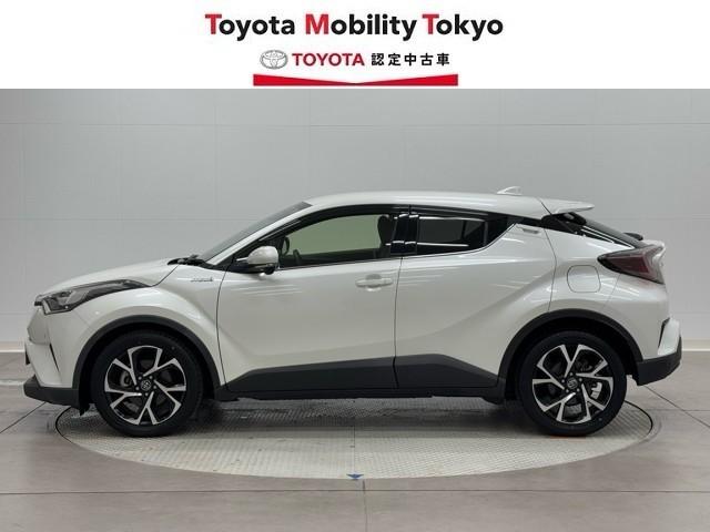 Ｃ－ＨＲ Ｇ　ハーフ革　ＴＳＳ　アイドルストップ　ＤＶＤ再生可　定期点検記録簿　ＬＥＤヘッド　バックモニタ　イモビライザー　ナビ＆ＴＶ　ＥＴＣ付　キーフリーシステム　スマキー　横滑り防止機能　クルーズＣ　エアバッグ（3枚目）