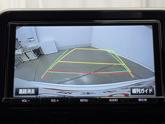 Ｃ－ＨＲ Ｇ　ハーフ革　ＴＳＳ　アイドルストップ　ＤＶＤ再生可　定期点検記録簿　ＬＥＤヘッド　バックモニタ　イモビライザー　ナビ＆ＴＶ　ＥＴＣ付　キーフリーシステム　スマキー　横滑り防止機能　クルーズＣ　エアバッグ（6枚目）