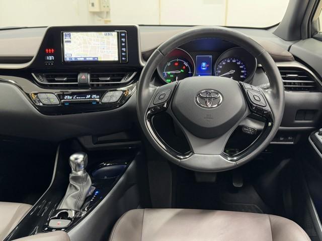 Ｃ－ＨＲ Ｇ　ＴＳＳ　ワンオナ　ＤＶＤ再生可　定期点検記録簿　ＬＥＤヘッド　バックモニタ　イモビライザー　ナビ＆ＴＶ　ＥＴＣ付　キーフリーシステム　スマキー　横滑り防止機能　クルーズＣ　ドライブレコ－ダ－　アルミ（4枚目）