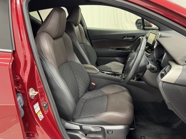 Ｃ－ＨＲ Ｇ　ＴＳＳ　ワンオナ　ＤＶＤ再生可　定期点検記録簿　ＬＥＤヘッド　バックモニタ　イモビライザー　ナビ＆ＴＶ　ＥＴＣ付　キーフリーシステム　スマキー　横滑り防止機能　クルーズＣ　ドライブレコ－ダ－　アルミ（16枚目）