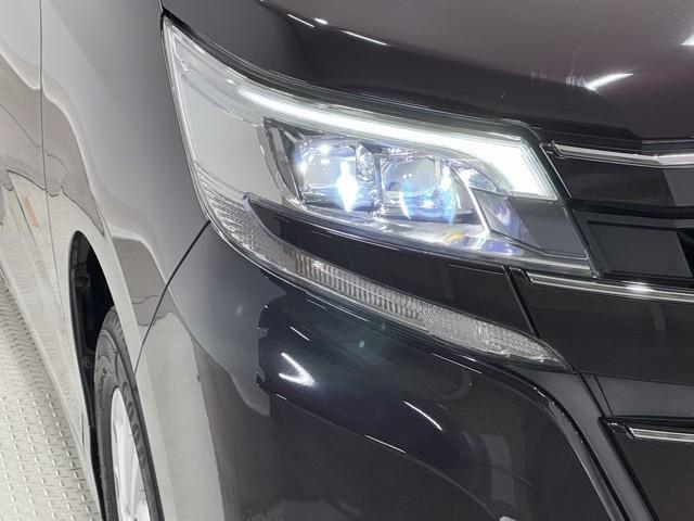 ノア ハイブリッドX TSS 後席TV 両側電動ドア Bカメラ フルフラット 1オーナー DVD再生可 横滑り防止 エアバック オートエアコン リアクーラー パワーウィンドウ 9型フルセグナビ LEDライト クルコン(18枚目)