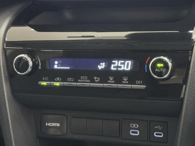 ヤリスクロス G ETC装備 リヤカメラ 点検記録簿 スマートエントリー イモビライザー オートエアコン アルミホイール キーレス パワーウィンドウ クルコン ABS ドライブレコーダー エアバッグ パワーステアリング(8枚目)