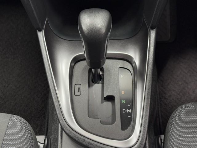 ヤリスクロス G ETC装備 リヤカメラ 点検記録簿 スマートエントリー イモビライザー オートエアコン アルミホイール キーレス パワーウィンドウ クルコン ABS ドライブレコーダー エアバッグ パワーステアリング(11枚目)