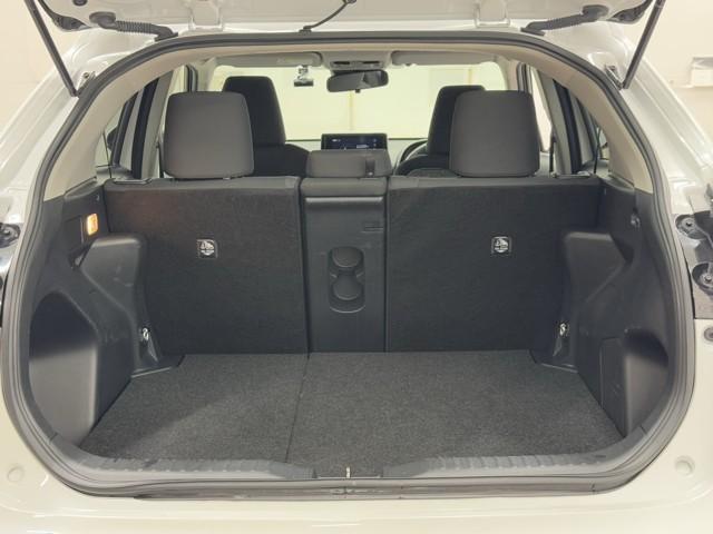 ヤリスクロス G ETC装備 リヤカメラ 点検記録簿 スマートエントリー イモビライザー オートエアコン アルミホイール キーレス パワーウィンドウ クルコン ABS ドライブレコーダー エアバッグ パワーステアリング(16枚目)