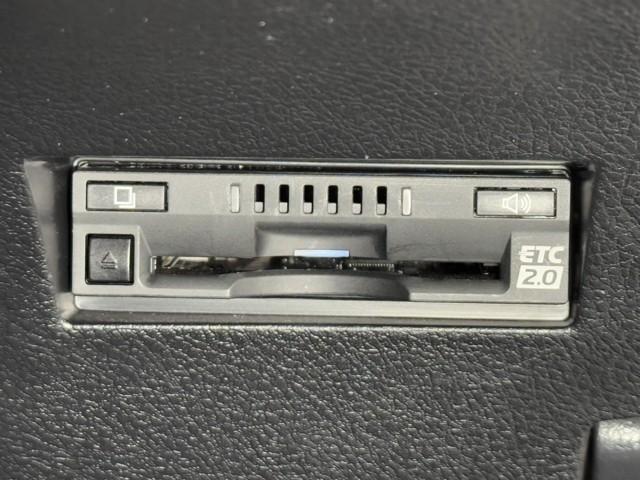 カローラフィールダー EX 1セグ スマートキー&プッシュスタート PW メディアプレイヤー接続 メモリナビ キーレス エアバッグ 記録簿 マニュアルエアコン 横滑り防止装置 ETC ナビ&TV イモビライザー ABS(8枚目)