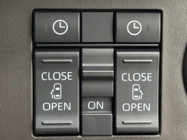 ルーミー G-T フルフラット Bカメラ LEDライト TV 両側自動ドア オートエアコン イモビライザー スマートキー 点検記録簿 メディアプレイヤー接続 横滑り防止 A-STOP 地デジTV ETC付き エアB(11枚目)