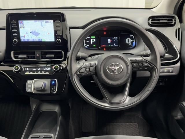 アクア X 踏み間違い防止 100V イモビ ナビ&TV ドライブレコーダー フルセグ 点検記録簿 LEDヘッドライト スマートキー 横滑り防止機能 キーレスエントリー アルミホイール オートクルーズ ETC(4枚目)