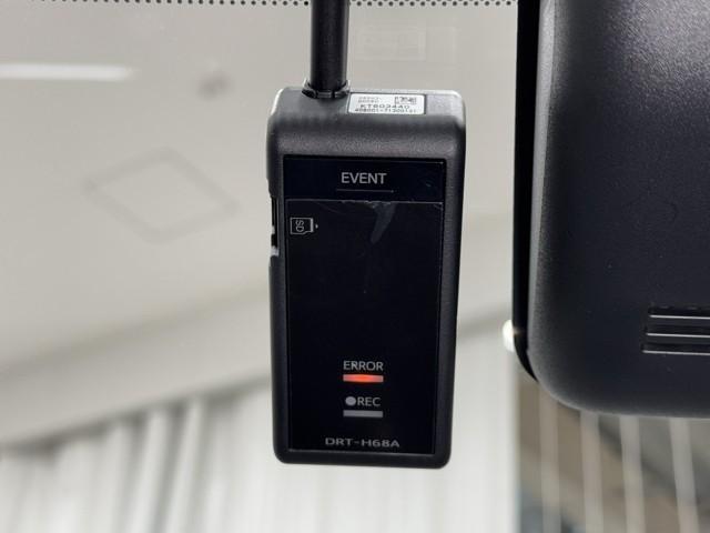 アクア X 踏み間違い防止 100V イモビ ナビ&TV ドライブレコーダー フルセグ 点検記録簿 LEDヘッドライト スマートキー 横滑り防止機能 キーレスエントリー アルミホイール オートクルーズ ETC(9枚目)