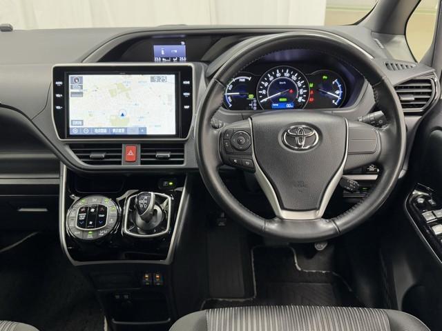 ヴォクシー ハイブリッドZS 煌II 電動両側スライドドア ドライブレコーダ パワーステアリング DVD再生可 リアクーラー スマキー 地デジTV AUX 横滑防止 1オーナー 点検記録簿 Wエアバック AAC LEDランプ エアバッグ(4枚目)