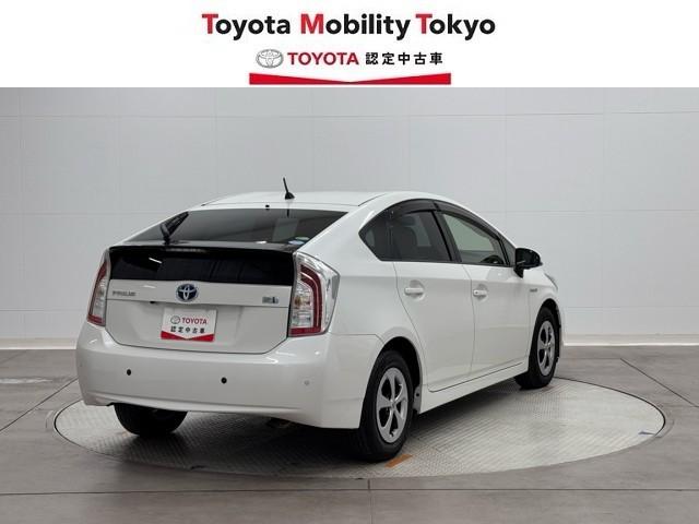 プリウス Ｇ　Ａストップ　ＡＣ１００Ｖ電源　１オーナー車　Ｒカメラ　スマ－トキ－　ＡＵＸ　パワーステアリング　エアバック　ナビ＆ＴＶ　電動パワーシート　サイドエアバック　ＡＡＣ　整備記録簿　クルコン　ＥＴＣ付　ＡＷ（2枚目）