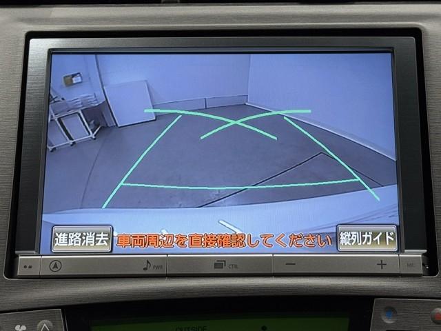 プリウス Ｇ　Ａストップ　ＡＣ１００Ｖ電源　１オーナー車　Ｒカメラ　スマ－トキ－　ＡＵＸ　パワーステアリング　エアバック　ナビ＆ＴＶ　電動パワーシート　サイドエアバック　ＡＡＣ　整備記録簿　クルコン　ＥＴＣ付　ＡＷ（6枚目）