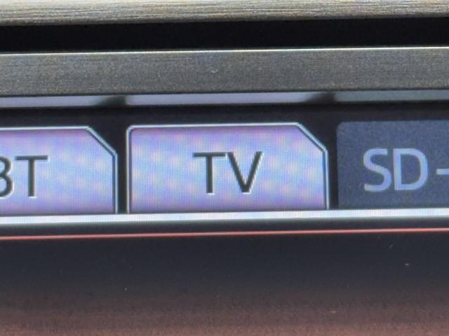 プリウス Ｇ　Ａストップ　ＡＣ１００Ｖ電源　１オーナー車　Ｒカメラ　スマ－トキ－　ＡＵＸ　パワーステアリング　エアバック　ナビ＆ＴＶ　電動パワーシート　サイドエアバック　ＡＡＣ　整備記録簿　クルコン　ＥＴＣ付　ＡＷ（7枚目）