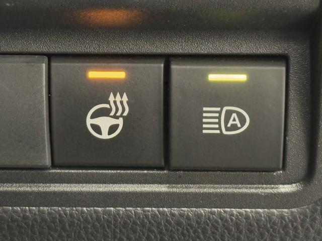 ヤリス ハイブリッドＺ　ＰＣＳ　整備記録簿　Ｂカメラ　アイドリングストップ車　ドラレコ付　ナビ付　ＬＥＤランプ　スマキー　ＥＴＣ付き　メディアプレイヤー接続　ＶＳＣ　パワステ　クルコン　カーテンエアバック　キーフリー　ＡＢＳ（12枚目）