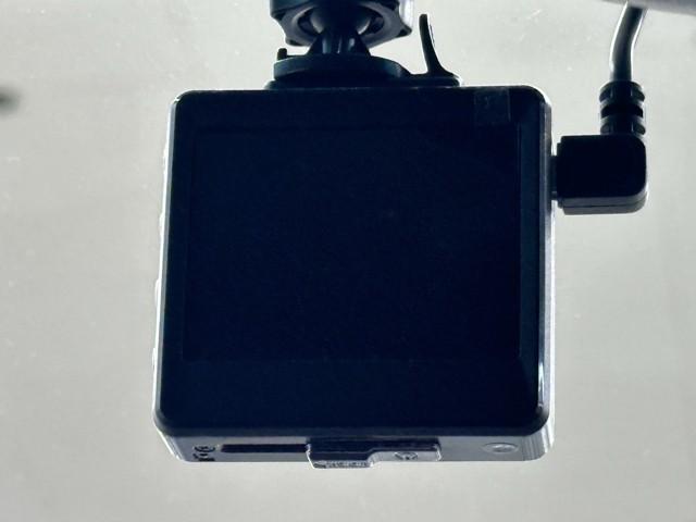 エスティマ ２．４アエラス　Ｇエディション　両側パワースライドＤ　スマートキ　バックモニタ－　フルセグ地デジ　フルフラットシート　ＡＷ　パワーウィンドウ　パワステ　ＡＵＸ接続　セキュリティ　エアバック　キーレスエントリー　ダブルエアコン　Ｄレコ（14枚目）