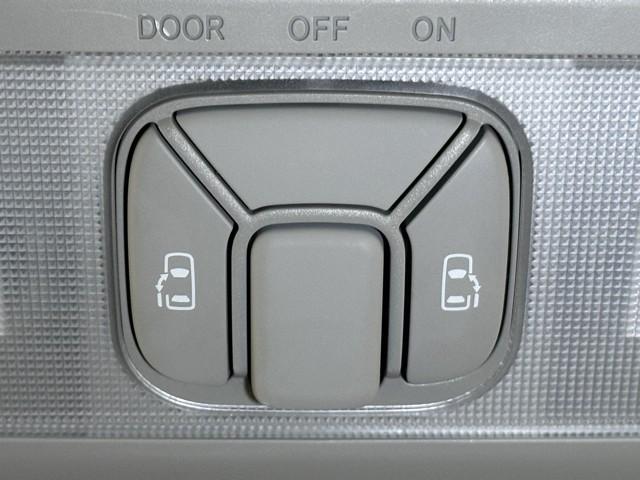 エスティマ ２．４アエラス　Ｇエディション　両側パワースライドＤ　スマートキ　バックモニタ－　フルセグ地デジ　フルフラットシート　ＡＷ　パワーウィンドウ　パワステ　ＡＵＸ接続　セキュリティ　エアバック　キーレスエントリー　ダブルエアコン　Ｄレコ（16枚目）