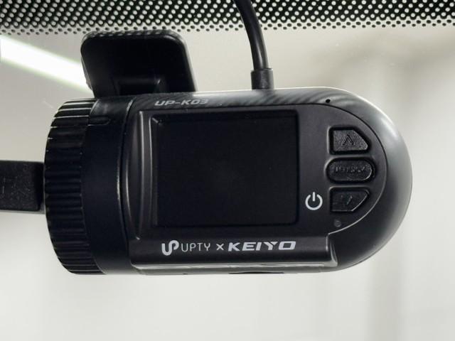 ＣＸ－８ ＸＤプロアクティブ　リアエアコン　アドバンストキー　横滑り防止機能　クルーズコントロール　地デジ　アイスト　ＥＴＣ車載器　ＤＶＤ再生可　エアコン　４ＷＤ　ドライブレコーダー　パワーシート　三列シート　ナビ＆ＴＶ　キーレス（8枚目）