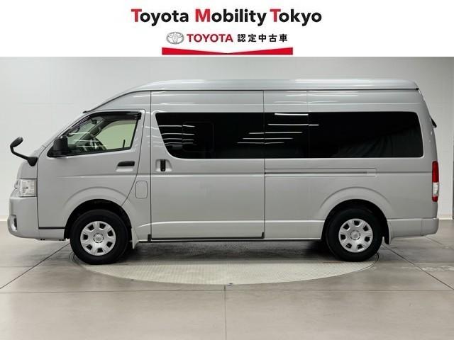 ハイエースバン ＤＸ　ＧＬパッケージ　ＬＥＤヘッドライト　キーレス　フルセグＴＶ　寒冷地仕様　４ＷＤ　パワーウィンドウ　１００Ｖ電源　エアコン　ドラレコ　ナビＴＶ　バックカメラ付　パワステ　ＤＶＤ　ＥＴＣ車載器（3枚目）