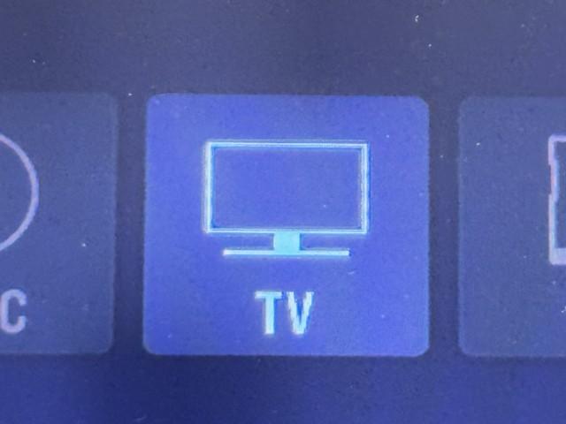 ハイエースバン ＤＸ　ＧＬパッケージ　ＬＥＤヘッドライト　キーレス　フルセグＴＶ　寒冷地仕様　４ＷＤ　パワーウィンドウ　１００Ｖ電源　エアコン　ドラレコ　ナビＴＶ　バックカメラ付　パワステ　ＤＶＤ　ＥＴＣ車載器（8枚目）