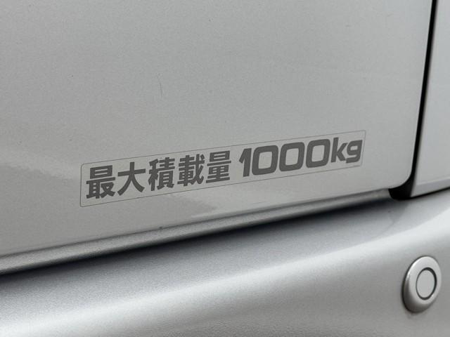 ハイエースバン ＤＸ　ＧＬパッケージ　ＬＥＤヘッドライト　キーレス　フルセグＴＶ　寒冷地仕様　４ＷＤ　パワーウィンドウ　１００Ｖ電源　エアコン　ドラレコ　ナビＴＶ　バックカメラ付　パワステ　ＤＶＤ　ＥＴＣ車載器（18枚目）