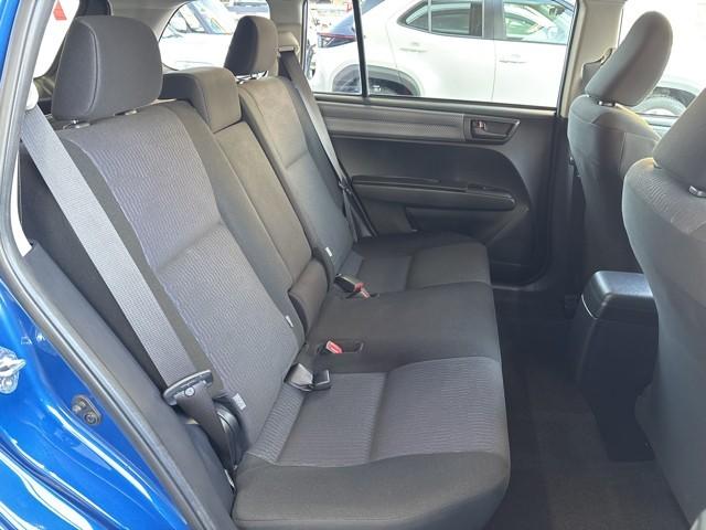 カローラフィールダー １．５Ｘ　リモコンキー　エアコン　横滑り防止　ドライブレコーダー　ＡＢＳ　パワーステアリング　ＡＵＸ　パワーウィンドウ　バックカメラ　Ｗエアバッグ　カーテンエアバッグ　メモリナビ　ナビＴＶ　ＥＴＣ　エアバッグ（11枚目）