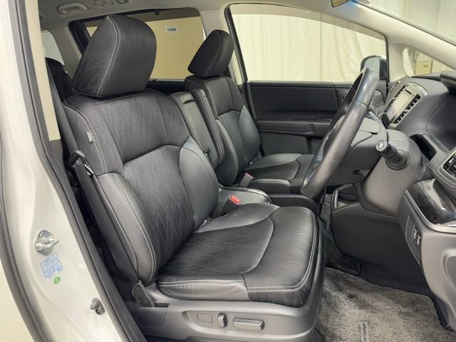 オデッセイハイブリッド アブソル　ホンダＥＸ　両側自動スライドドア　盗難防止　キーレス　サイドエアバッグ　エコモード　ＤＶＤ再生可　ＶＳＡ　ミュージックプレイヤー接続可　オートクルーズコントロール　スマキー　リアエアコン　３列シート　ＬＥＤライト（16枚目）